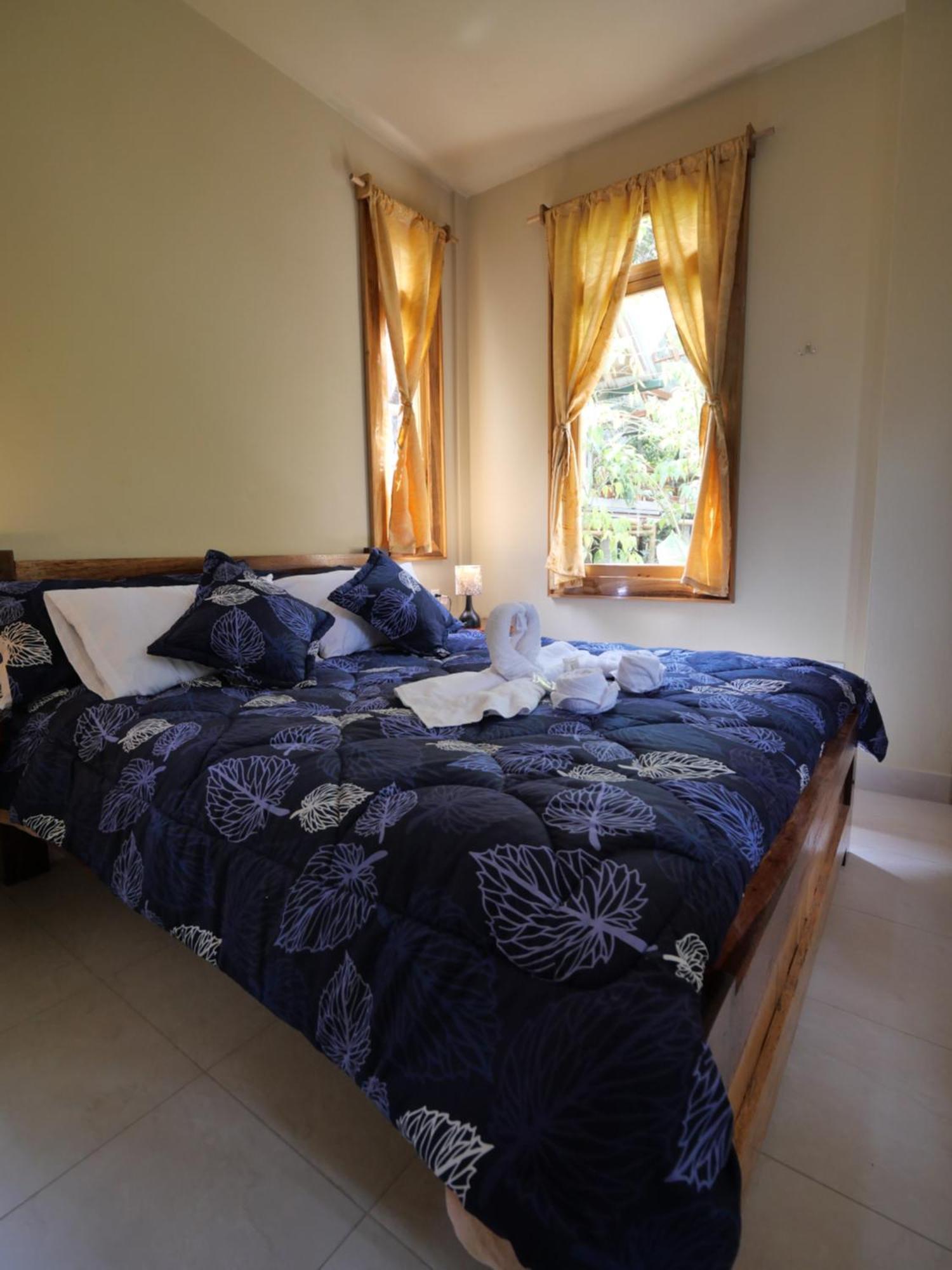 Casa Del Rio En Mindo Bed & Breakfast ภายนอก รูปภาพ